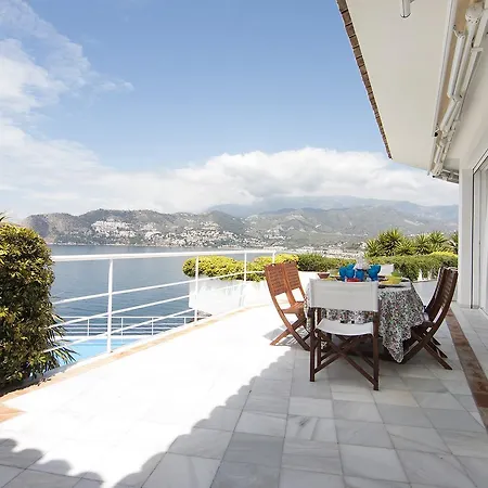 Villa El Horizonte Infinite Pool